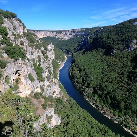Superbe Appartement Dans Residence Avec Piscine Saint-Martin-dʼArdèche 外观 照片
