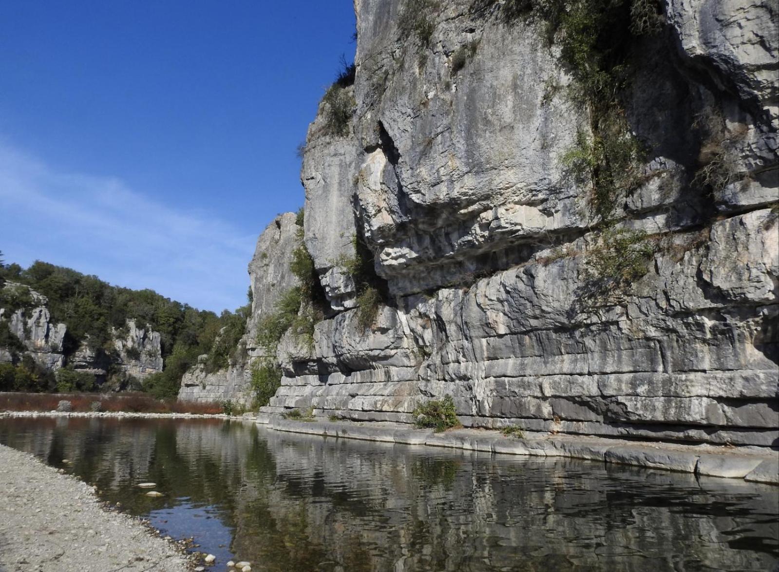 Superbe Appartement Dans Residence Avec Piscine Saint-Martin-dʼArdèche 外观 照片