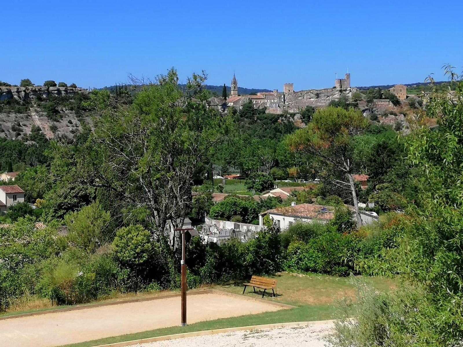 Superbe Appartement Dans Residence Avec Piscine Saint-Martin-dʼArdèche 外观 照片